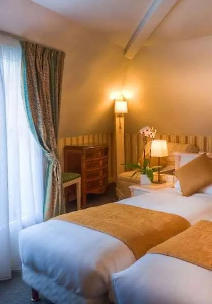 Louvre Sainte Anne Hotel 3*