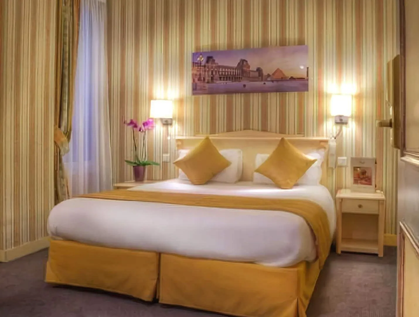 Louvre Sainte Anne Hotel Paris