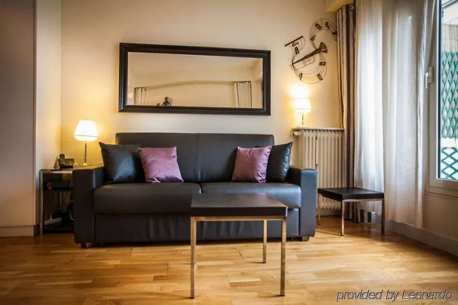 Louvre Sainte Anne Отель 3*